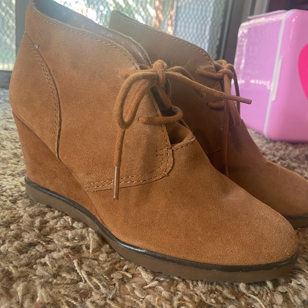 Women's Tan Suede Wedge Ankle Boots